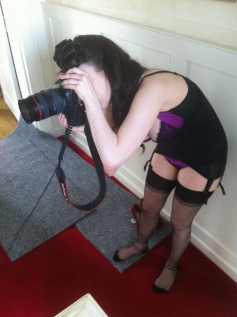 Diary of a photoshoot, by Suspender Girl